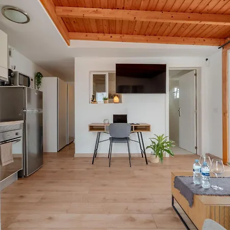 Atico Con Barbacoa Y Terraza Exclusiva. Daire *