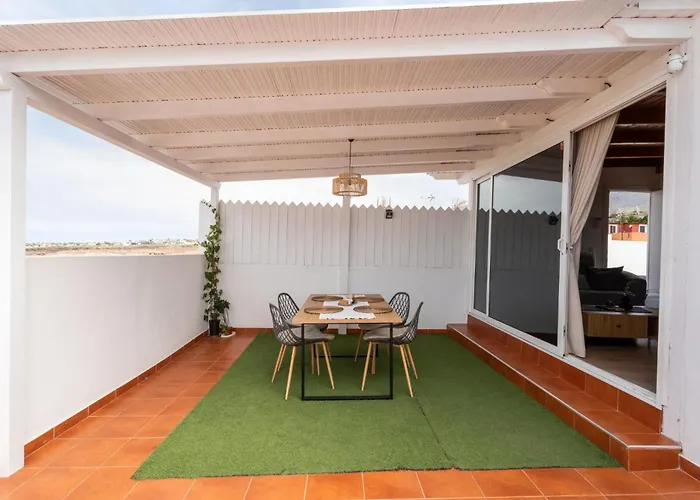 ático Con Barbacoa Y Terraza Exclusiva.