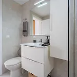 Atico Con Barbacoa Y Terraza Exclusiva. * אדחה